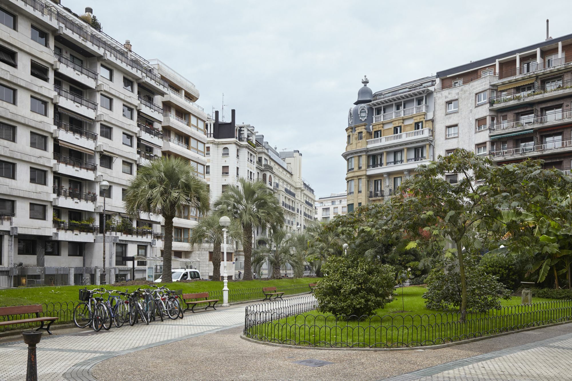 Zubiri Plaza Apartment By Feelfree Rentals San Sebastian Exterior photo